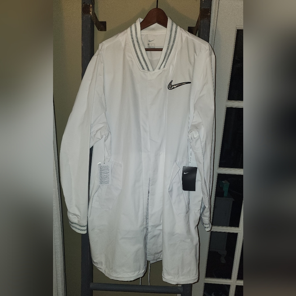 Nike Men's White Jacket